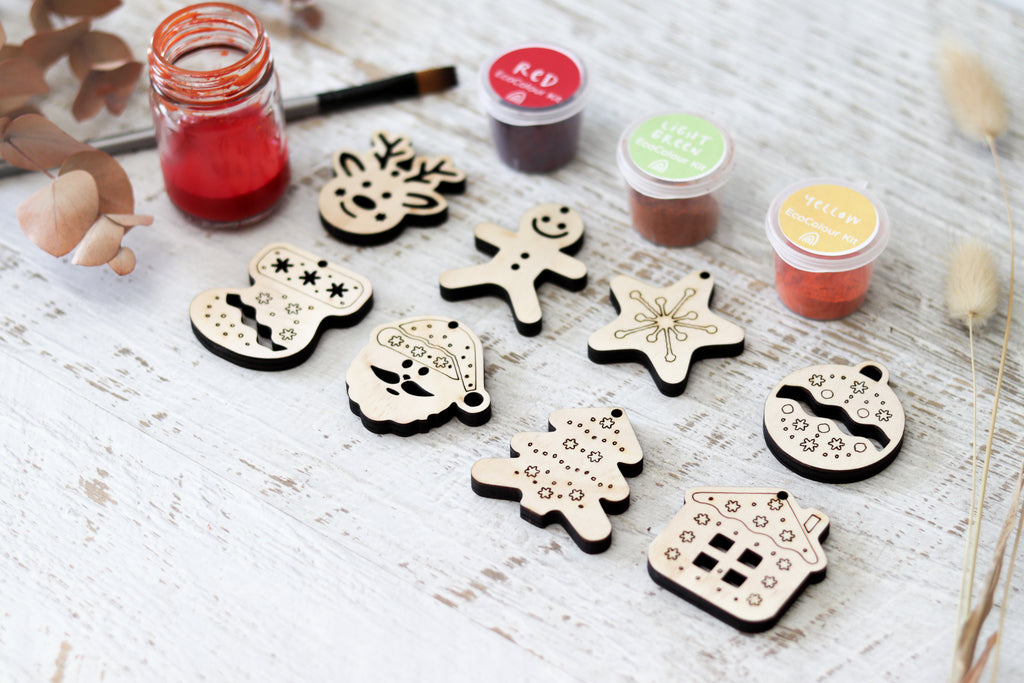 DIY Wooden Christmas Decorations