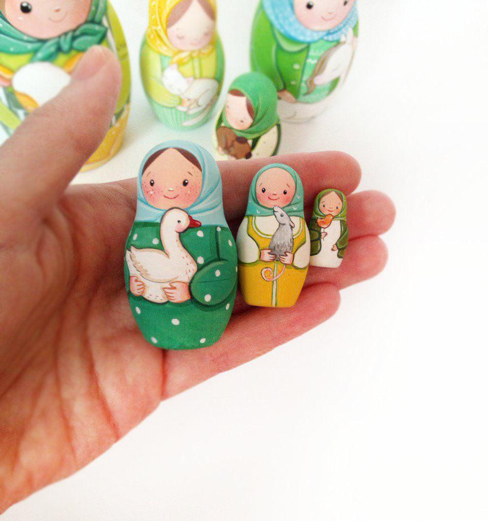 Green - 7 Set Russian Dolls